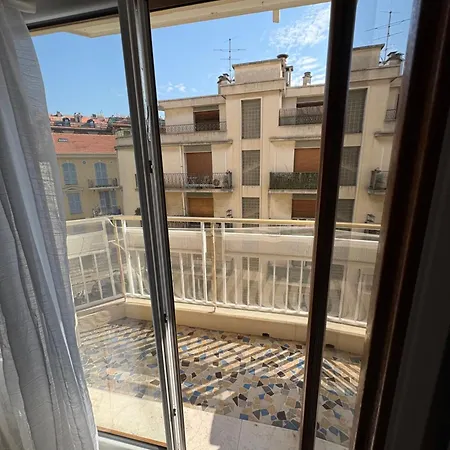 Modern Apartment, Air Conditioning, Balcony Liberation Apartamento *